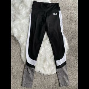 Victoria’s Secret Pink Active Leggings